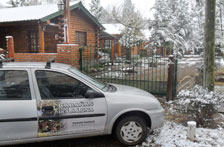 Las cabañas en un día nevado